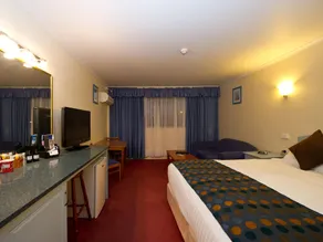 Balmoral Motor Inn - Image 2