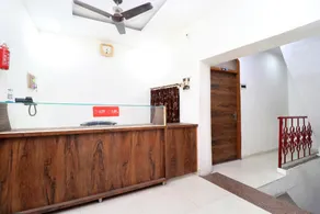 OYO A One Home Stay - Image 3