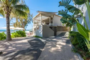 Voile Bleue Boutique Hotel - Image 5