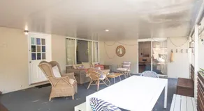 Palm Beach House - sleeps 12 - spacious - Image 5