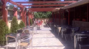 Hostal Madrid Paris - Image 4