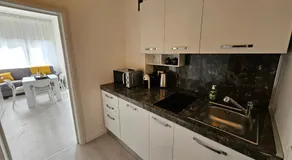Dani's Lakeside Apartment in Euroresidence - Image 4