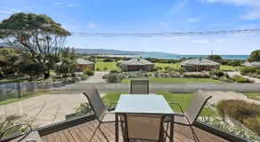 Beach and Reef Townhouse - Image 4