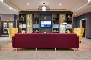 Premier Inn Dubai International Airport - An Emirates Group Company - Image 4