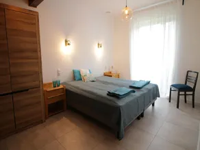 Residence in Zastan with Lake Access - Image 4
