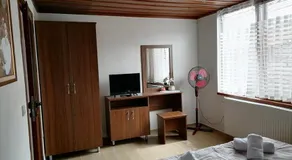 Къща за гости Градината - Image 2
