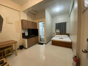 P3K Suites Budget Hotel - Image 5