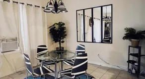Charming home Centrally located in Worcester - Image 3
