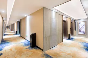 Days Inn - Image 4
