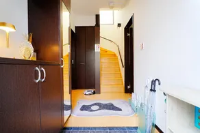 Stylish Designer House in Kunitachi City, City of Flowers and Greenery - Image 3