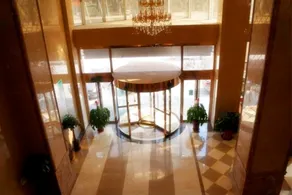 GreenTree Inn DingZhou Railway Station Business Hotel - Image 4
