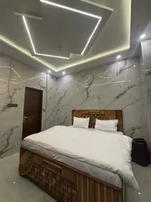 Royal Guest House - Image 2