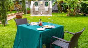 Lovely Garden Guest Home - Image 2