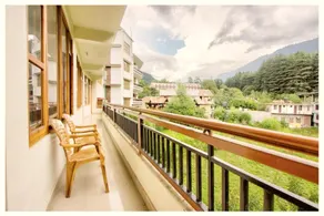 Goroomgo J J Regency Manali - Image 4