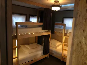 IZA Kamakura Guest House and Bar - Image 2