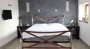 The Lodge - Image 2