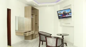 Regency Park Hotel - Image 2
