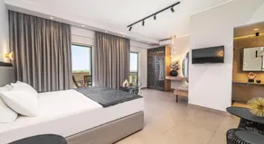 San Giovanni Beach Resort and Suites - Image 2