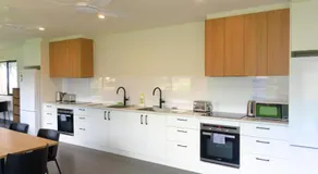 Lake Colac Holiday Park - Image 2