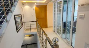 White Hotel - Image 5