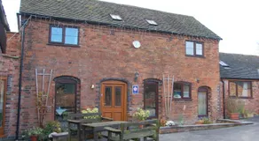Vale Farm - Image 4