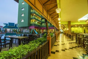 Phuphaya Resort Pattaya - Image 4