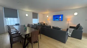 Squarezzz - Group Accommodation - Image 5