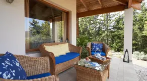 Spacious Mountain Villa - Image 5