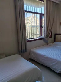 Heyi Hotel (Guangfu Ancient City Scenic Area Branch) - Image 3