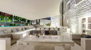Villa Pugliesi - Cinq siècles d'histoire Habillé dans Smart Luxury! - Image 3