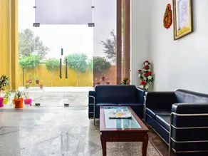 OYO Hotel Mayur - Image 5