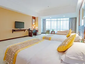 Crown Hotel - Image 5