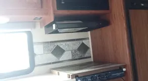 Jayco Redhawk Class C Motorhome Sleeps 6 - Image 4
