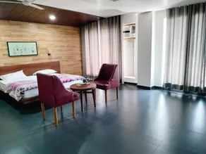 Hotel Allseasons - Image 2