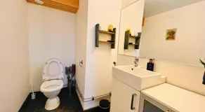 Welcoming room with private terrace, sauna and free parking - Image 3