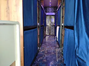 Bhumi Dormitory Near Us Embassy BKC Only Males - Image 3