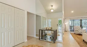 Kings Lake Blvd.-Private Garden View - Image 5