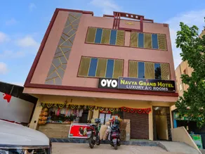 OYO SREE NAVYA GRAND HOTEL - Image 3