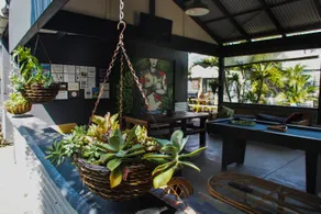 Backpackers at 1770 - Image 3