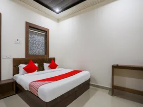 70438 Hotel R V Palace - Image 4