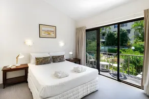 Caralina Court - Image 2