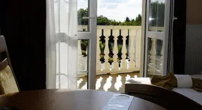 Dwór Dziekanów - Image 5