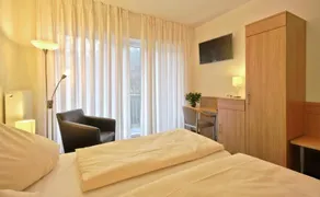 Haller Hotel Garni - Image 5