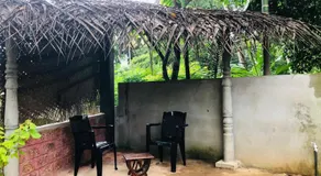 2-bedroom detached holiday home - Image 2