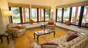 Sinna Dorai's Rotti Kadai Bungalow - Image 3