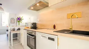 Idéal PRO & Couple - 2 Logements Thème Boho Chic RDC & Dandy 1er étage - Quartier Calme - Jardin - WIFI HD - Smart TV - Parking Gratuit - Proche Centre & Transports - Ask Home - Image 3