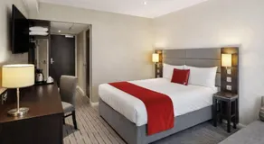 Saram Lodge Lichfield - Image 2