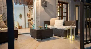 OURANIAS HOUSE - Image 3