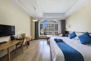 Ruide Celebrity Art Hotel - Image 2
