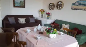 Rosa's House Bed and Breakfast - Image 3